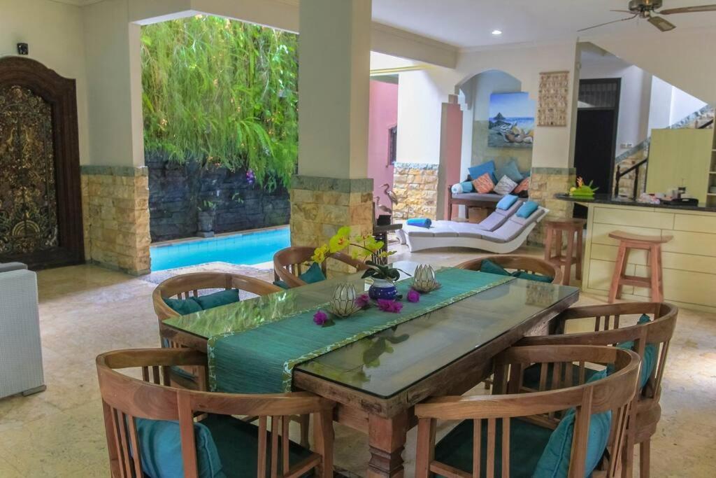 Largest In Kuta Royal C1 - Turquoise * Kuta (Bali)