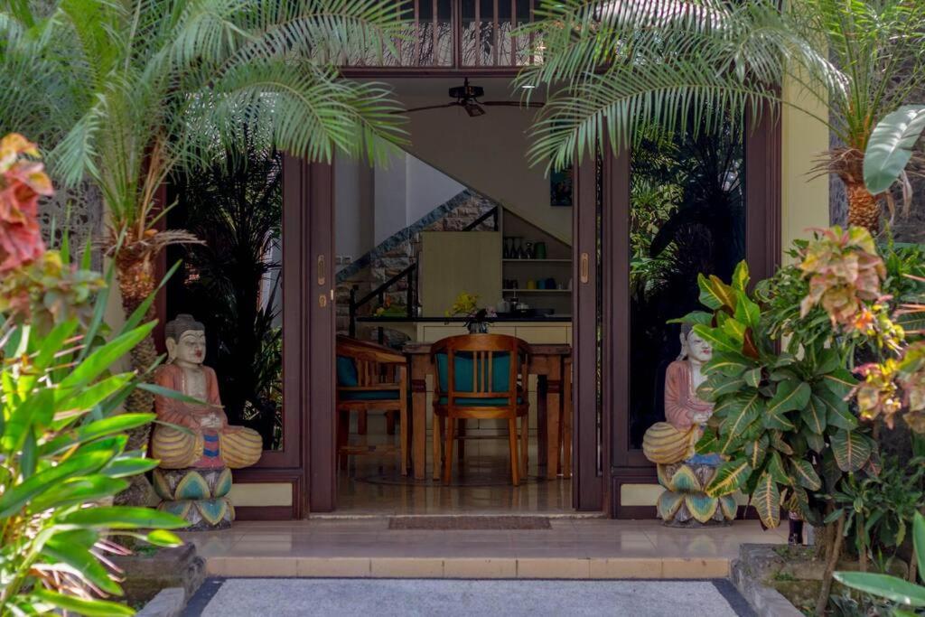Largest In Kuta Royal C1 - Turquoise Villa *