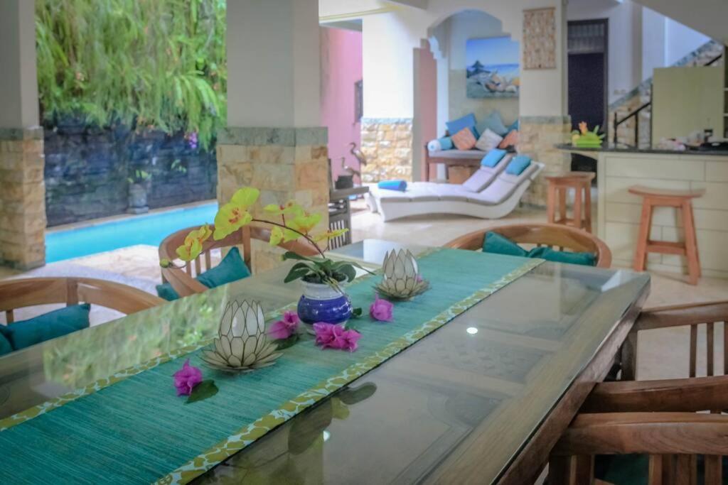 Largest In Kuta Royal C1 - Turquoise Villa *